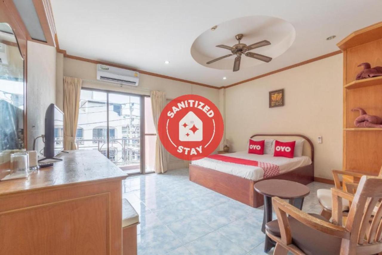 OYO 1125 Chokdee Inn Pattaya Buitenkant foto