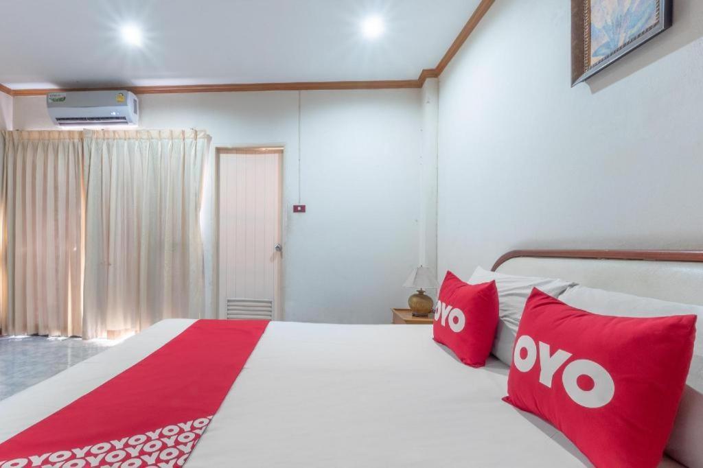 OYO 1125 Chokdee Inn Pattaya Buitenkant foto
