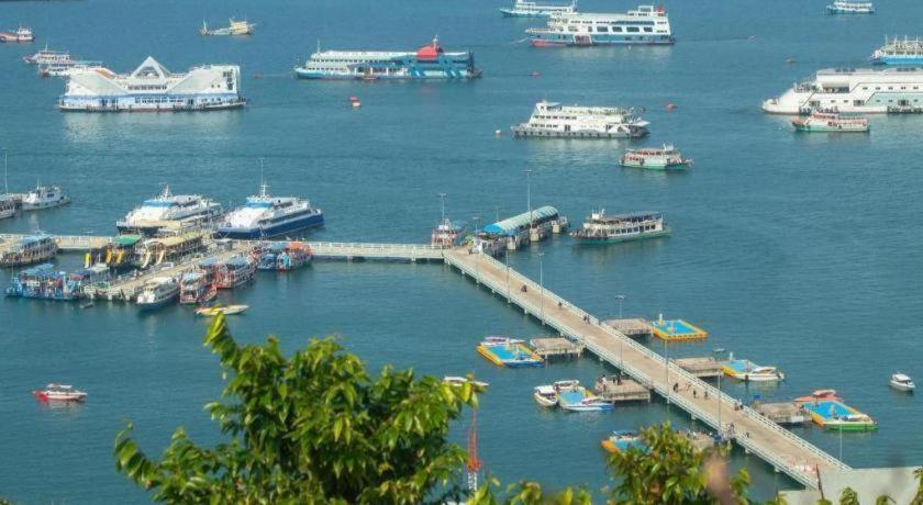 OYO 1125 Chokdee Inn Pattaya Buitenkant foto